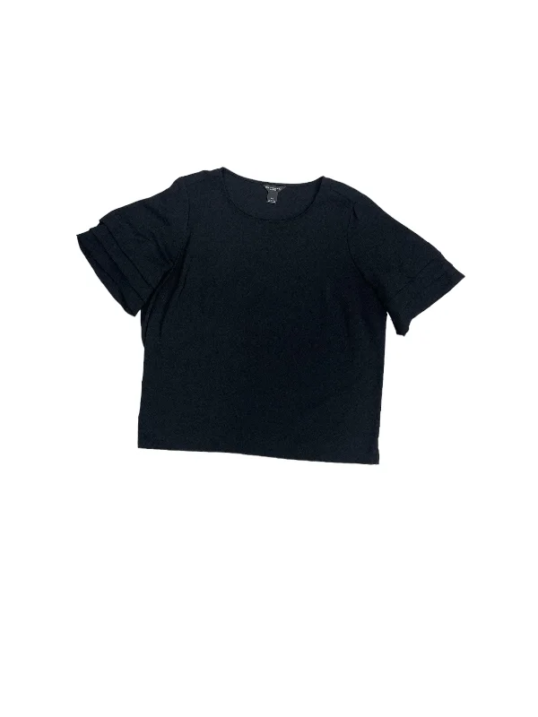 Top Short Sleeve By Investments In Black, Size: 2x